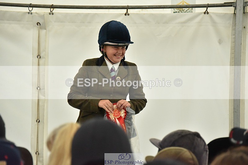 230825-171904-13001 - Friday 60cm and 70cm presentations