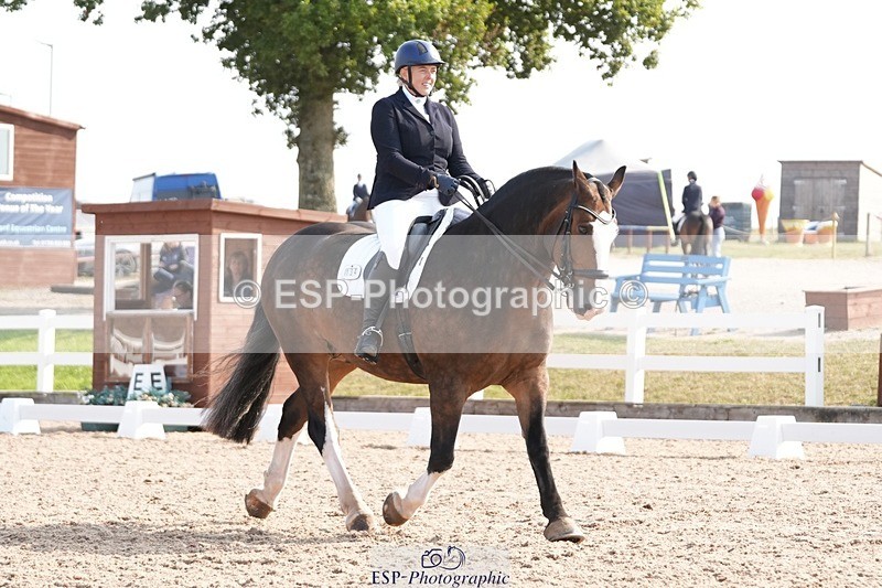 250817-100123-08229 - 134-Abby.HayesRathnagrew.Pride