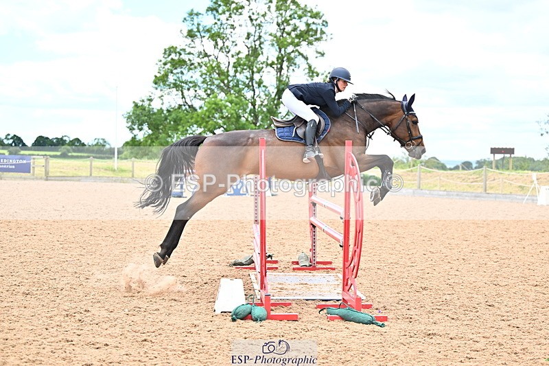 240608A-133258-02586 - Cls 4 Snr Newcomers and 1.10m Open