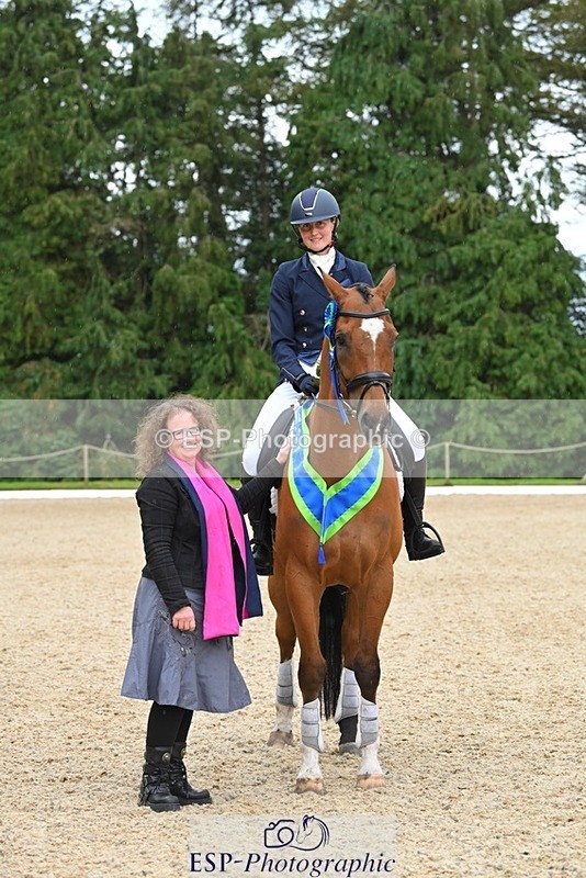 230813-162900-08315 - Medium Bronze Presentations