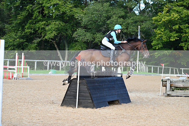 WJ7_6131 - Time 16:55 to 17:11