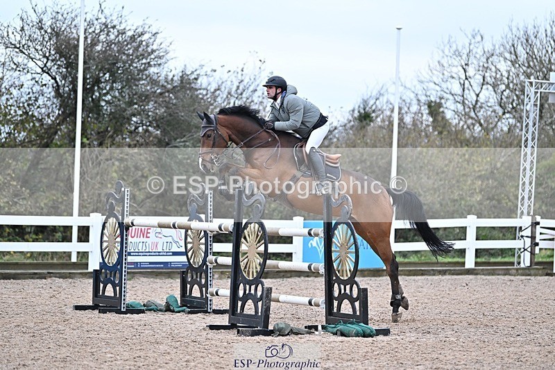 241127-135328-00705 - Cls 05A&B Snr Fox & 1.20m Open