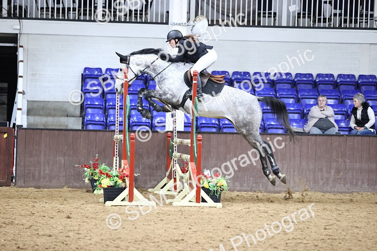 SBM_002038 - Class 4 - Senior Newcomers - 1.10m Open