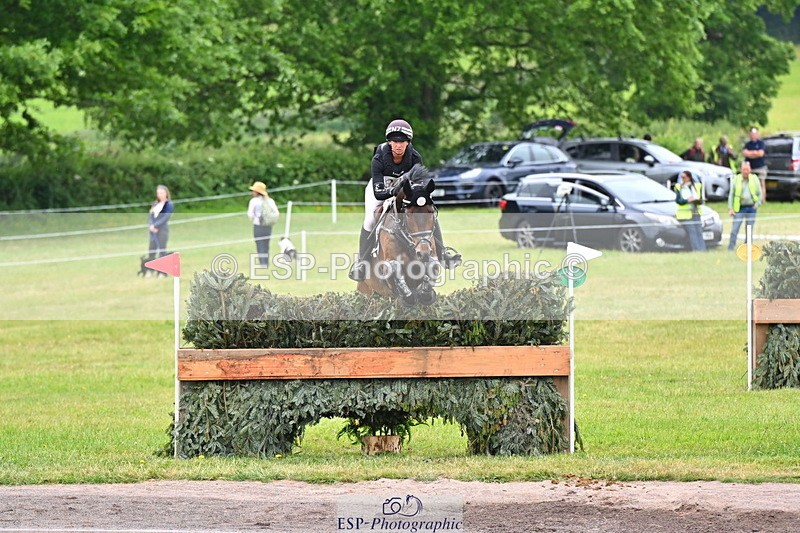 250524A-113501-09904 - B-302-Samantha.Lissington-LUCAS.STONE