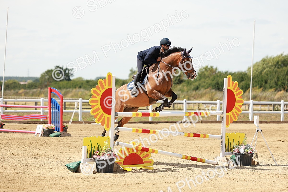SBM_007822 - Class 4 - Senior Foxhunter - 1.20m Open