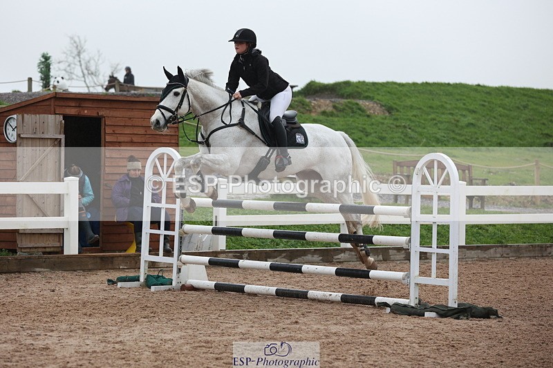 231112A-135150-04686 - Cls 20 Newcomers & 1.10m Open