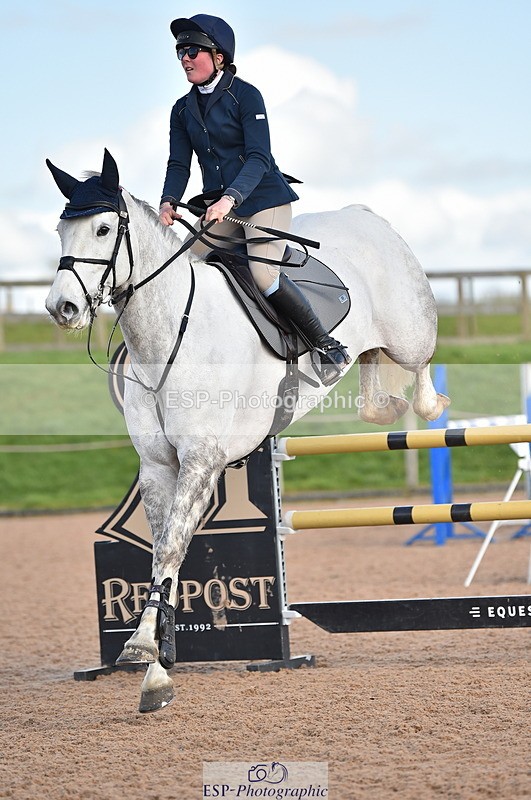 240306A-141332-01600 - Cls 4 Newcomers and 1.10m Open