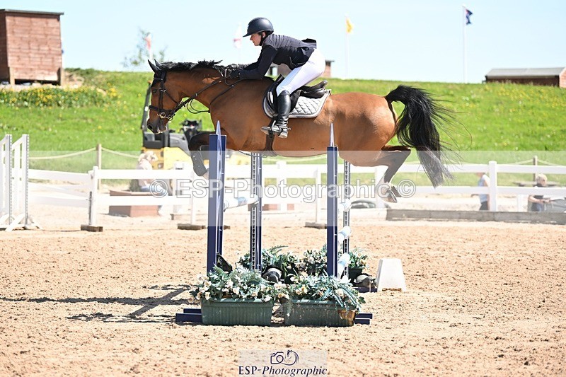 250510-145227-11840 - Cls 23 1.05m Amateur Quali