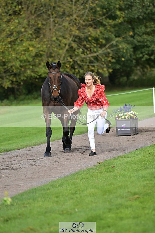 241023-132545-00279 - 018-Alice.Robinson-DERRYS.DIAMOND.CAVALIER