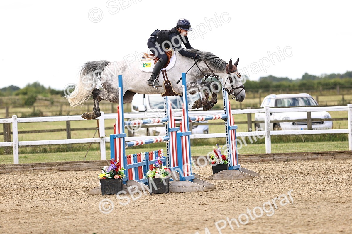 SBM_003484 - Class 22 - Senior Foxhunter 1.20m