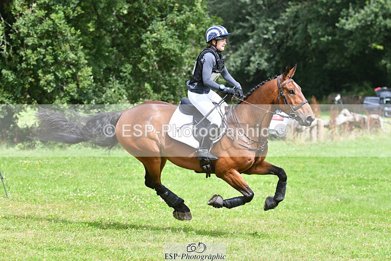 240804-135102-15006 - 472-Lucy_Woolams-ZATESSA'S_CLASSIC