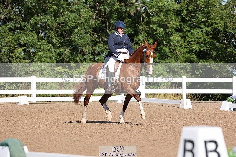 240816A-100424-02813 - 120-Camilla.Stevens-Angelica