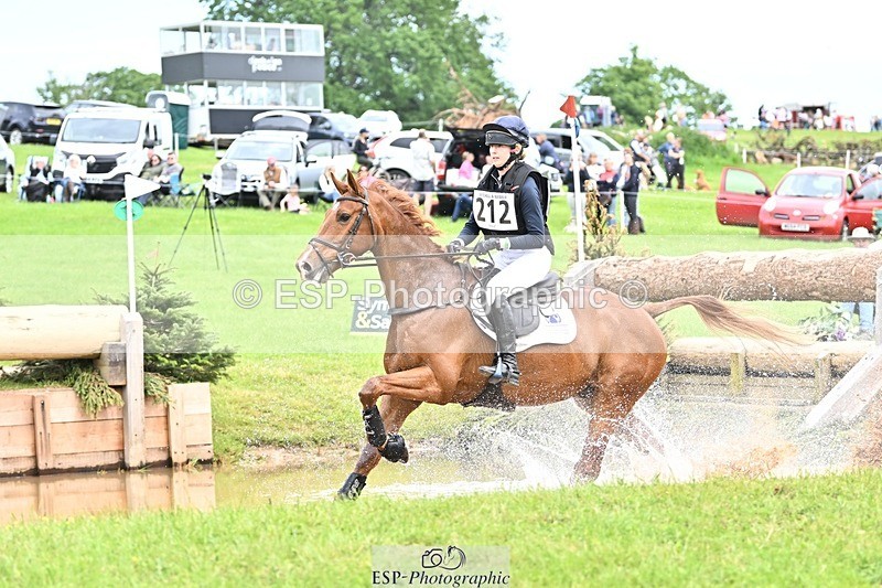 240525-150404-16163 - 212-RIVERSTOWN_ROYAL-Georgie_Frow