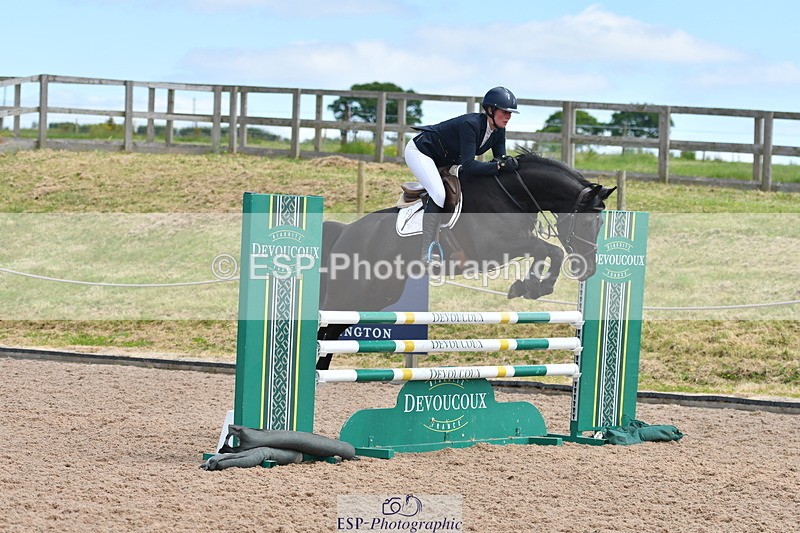 240609A-114623-04736 - Cls 17 Snr 1.05m Open