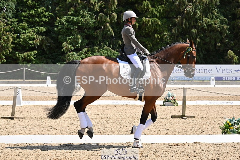 250810A-132634-06628 - Medium SILVER Presentations