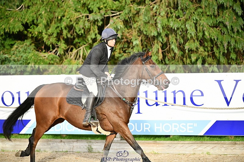 251004A-172709-02437 - Classes 12 & 13 90cm