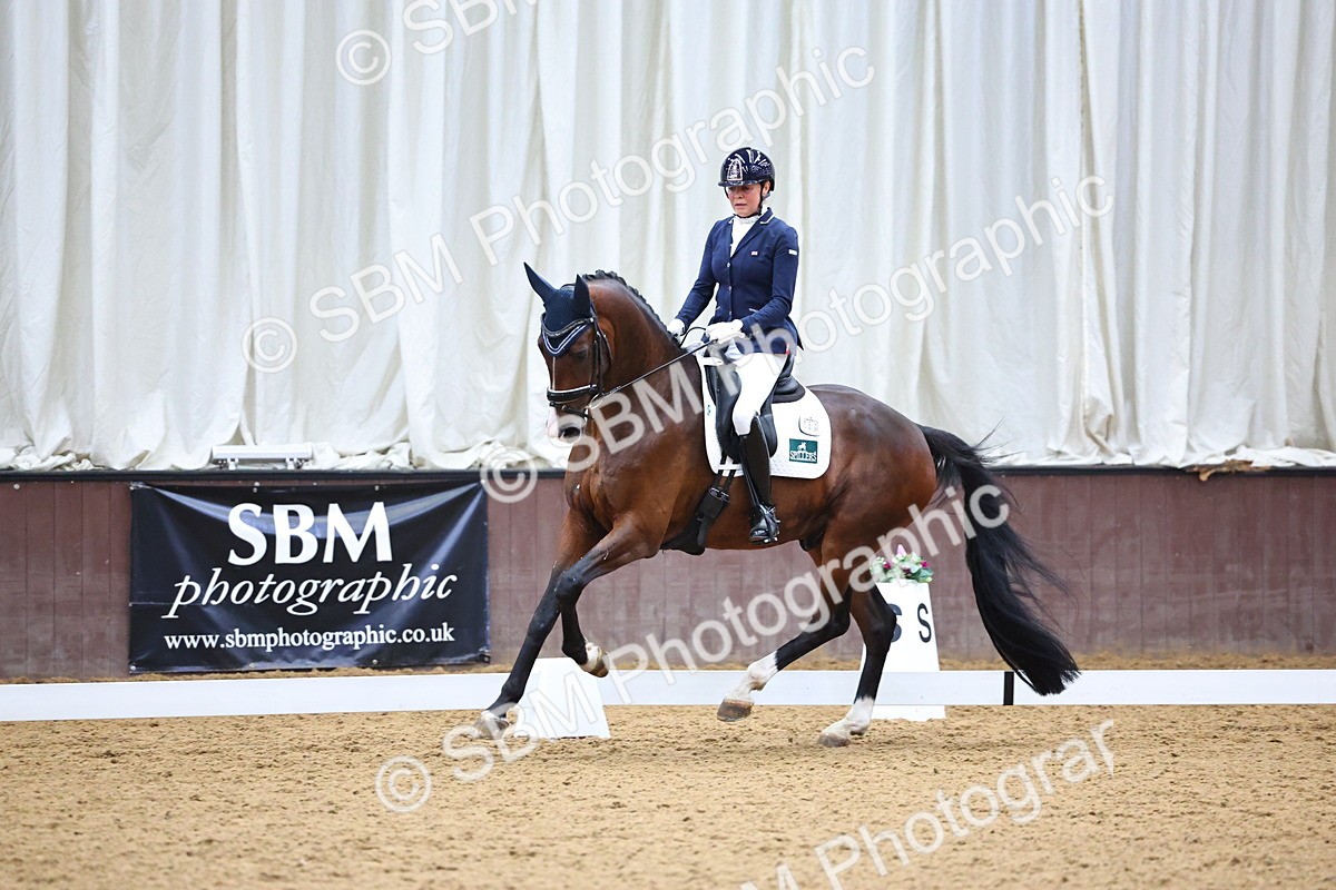 SBM_006573 - Class 5 - novice 6 - 12.04-13.07