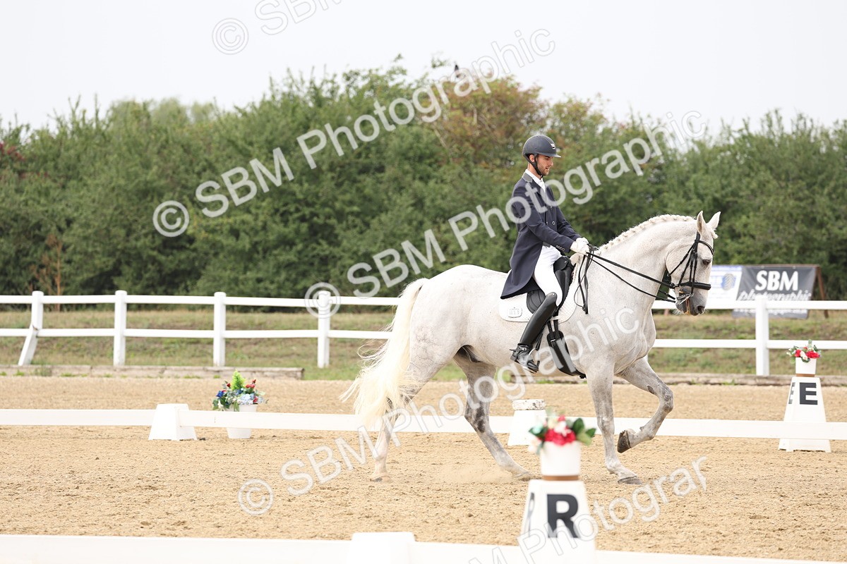 SBM_008169 - Class 10 - FEI INT I - 16.10-16.50
