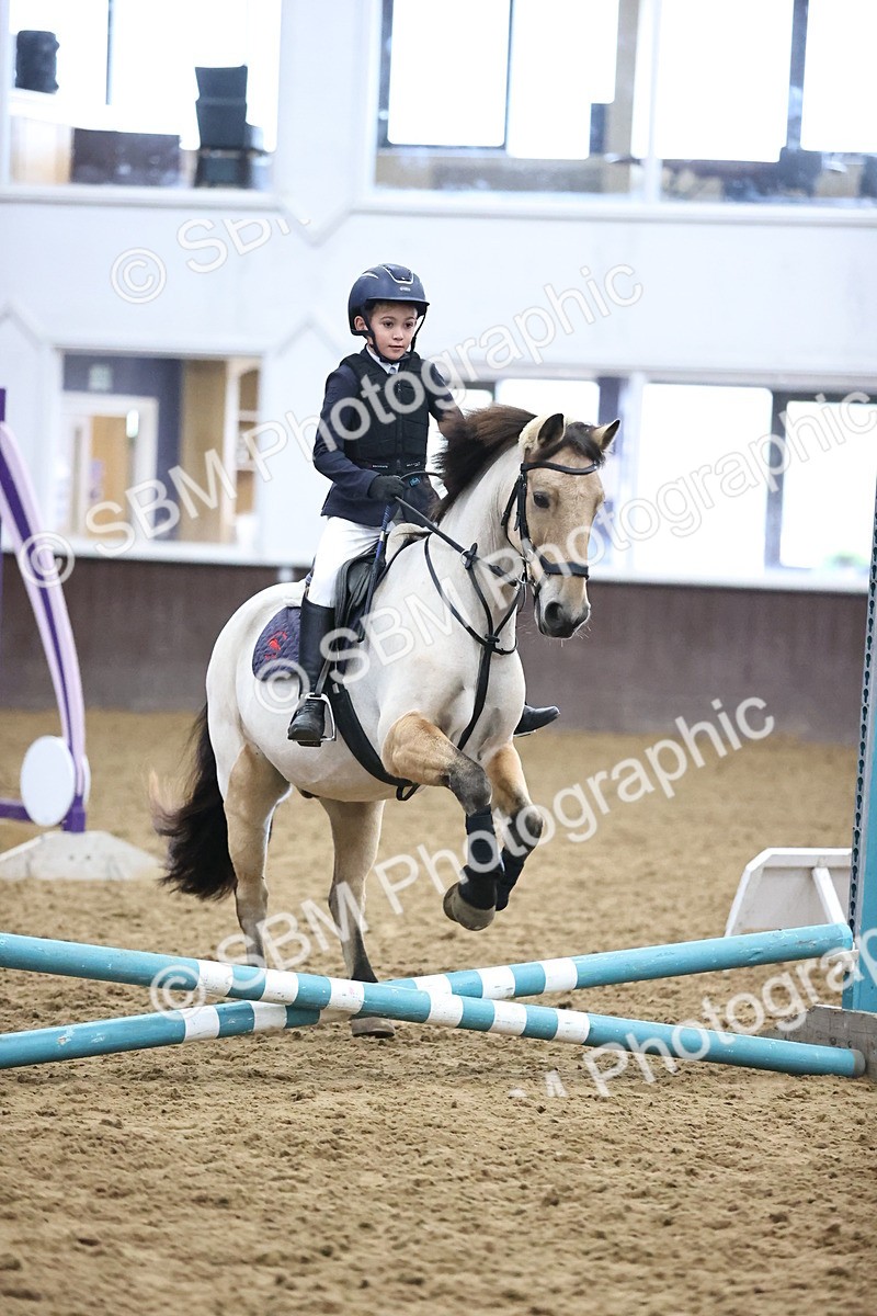 SBM_000111 - Class 2 - The Rug Lady 40cm Area 12 Championship Qualifier