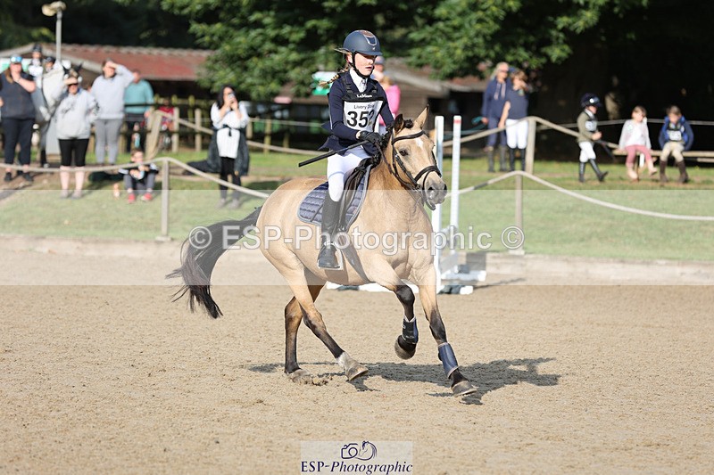 240823X-085238-14293 - 60cm R1 8.30 to 10.00