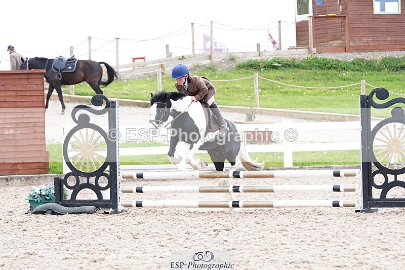 250505-115718-04252 - Cls 18+19 Club and Schools 60cm