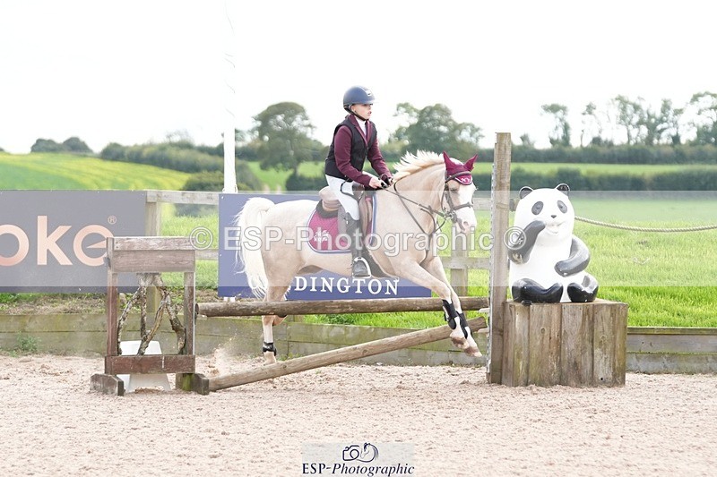 250921-150414-03778 - Cls 20 Pony 80cm Derby