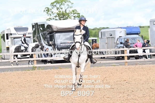 BPP_8097 - CLASS 11 SUN Senior BritiNovice/ 90cm Open