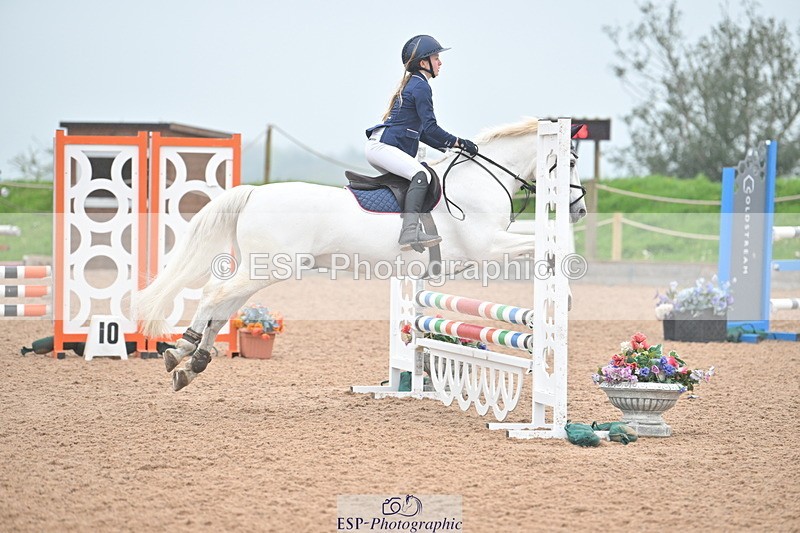 240505A-090308-03374 - Cls 1 Pony Intro 70cm