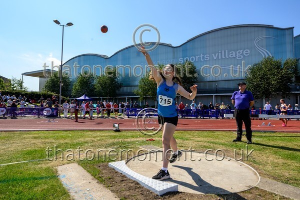 Age25SAT-926451 - Field Female Set Two