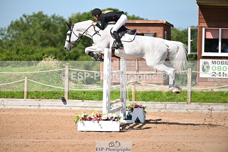 240718A-110123-04709 - Cls 1, 3 Star Small Tour 1.35m