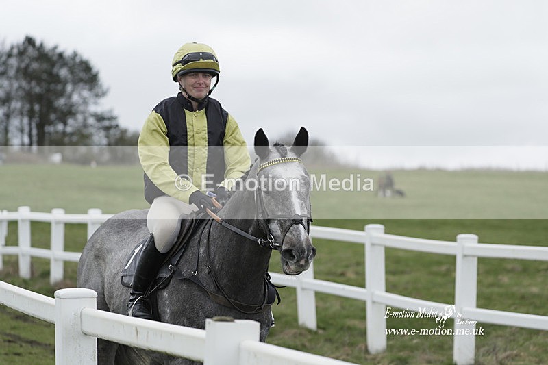 PtP 260323 0140 - New Forest Hounds Point-to-Point Larkhill 26/03/23