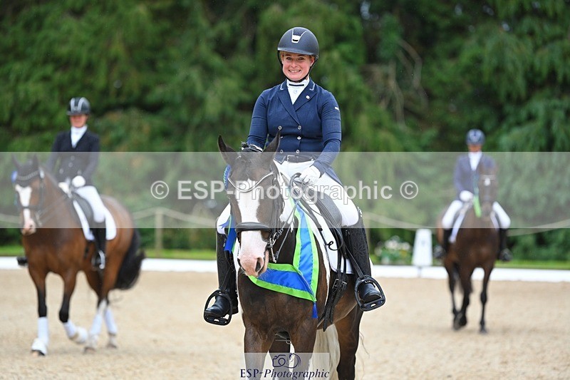 230813-163341-08354 - Elem Bronze Presentations