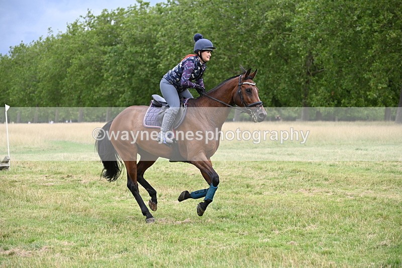 WJ6_2906 - Time at Jump 11:06 to 11:40