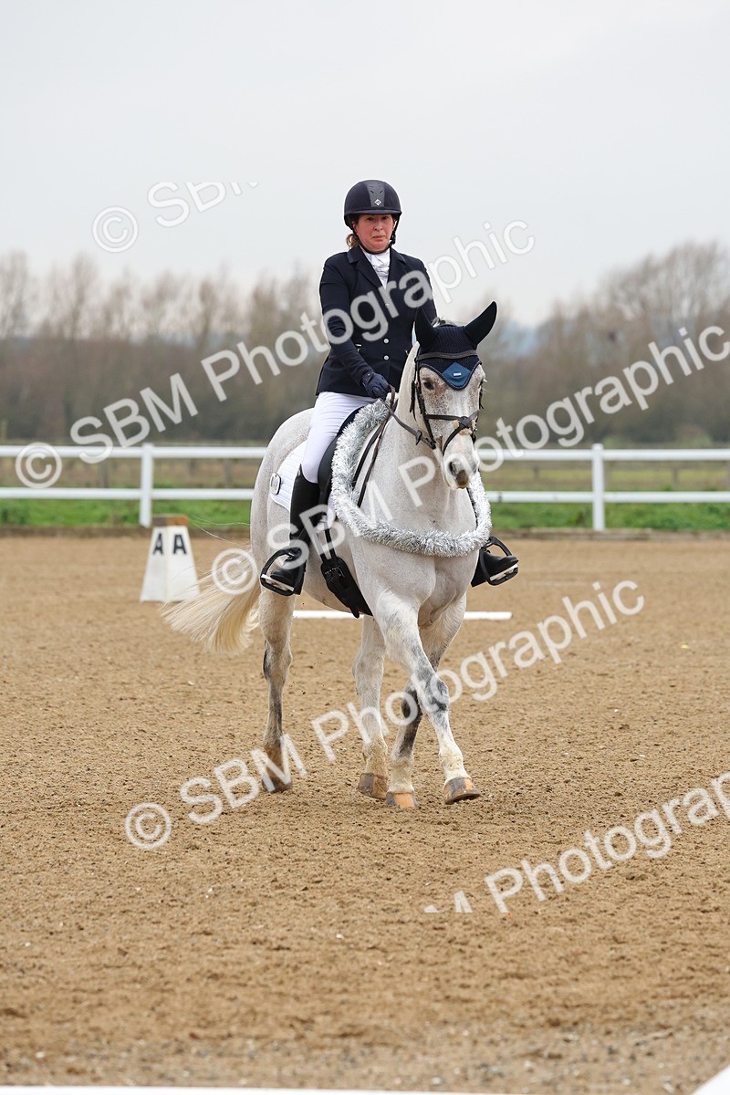 SBM_001615 - Class 8-11 - Novice 2 - Elementary 2