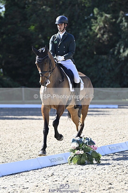 250522A-092204-02430 - B-301-Rafael.Losano-COOLEY.AND.CO