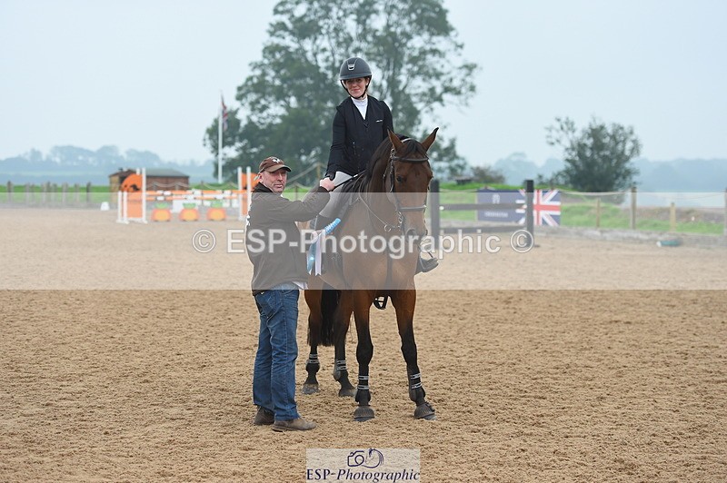 230916A-161304-05557 - Cls 18 Snr 95cm Derby