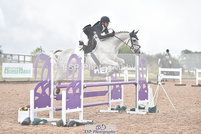 250830-103704-00261 - A-009-Caitlin.Wright