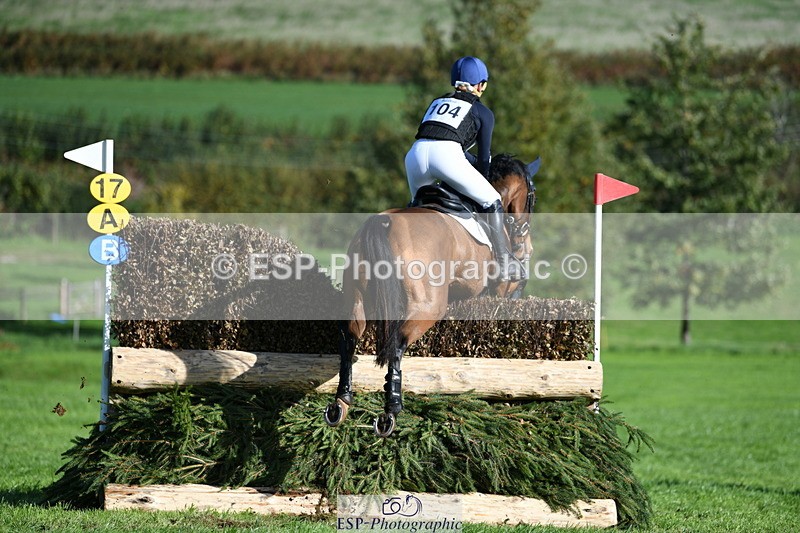 251024A-115241-09074 - B-104-Millie.Juleff