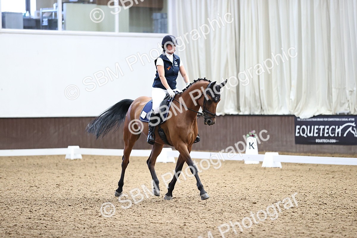 SBM_000864 - Novice 4 Warm Up
