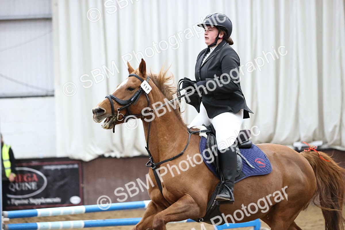 SBM_001446 - Class 5 - Henlow Veterinary Hospital 70cm