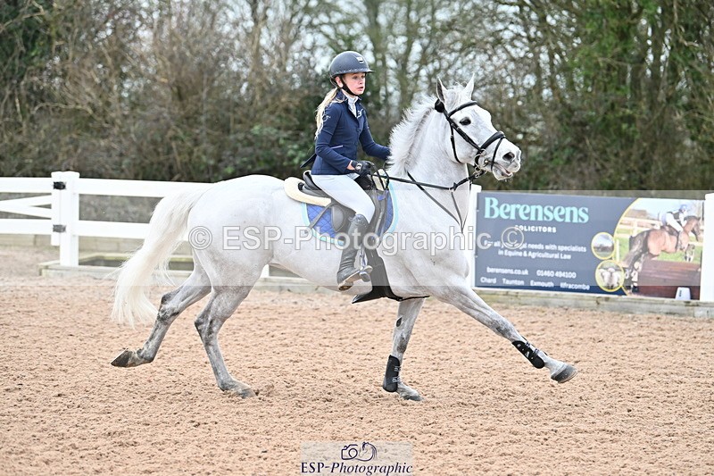 240128A-094430-00081 - Cls 1 Pony Intro 70cm
