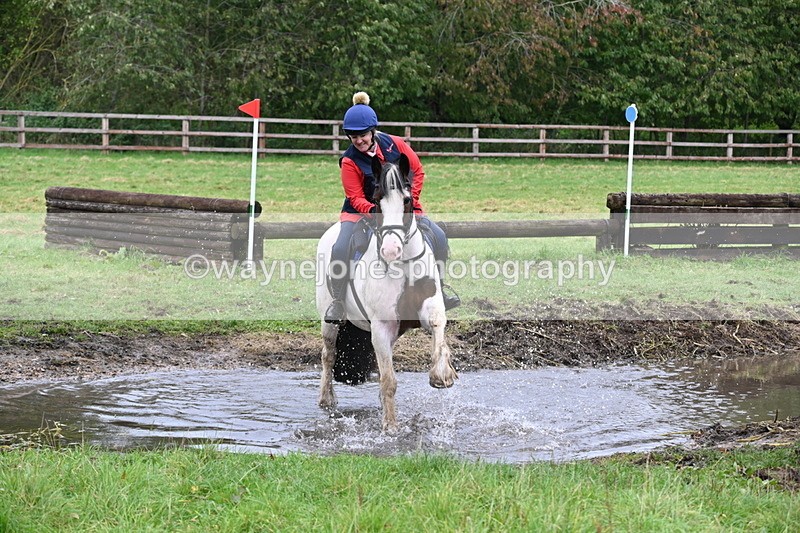 WJ6_6295 - Time at Photographer 12:41 to 13:05