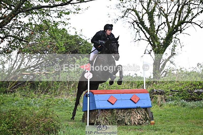 250418-120921-02820 - 019-Sean.Duffy-ZORGVLIET.MERLOT