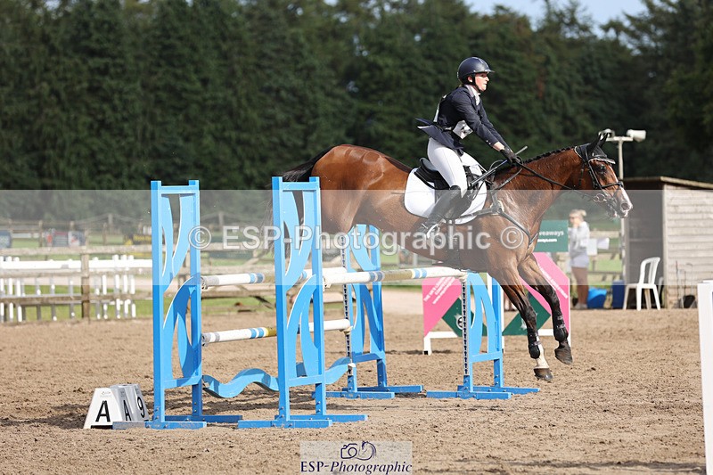 240804-170920-17267 - 755-Amber_Williams-THE_EMERALD_LILY