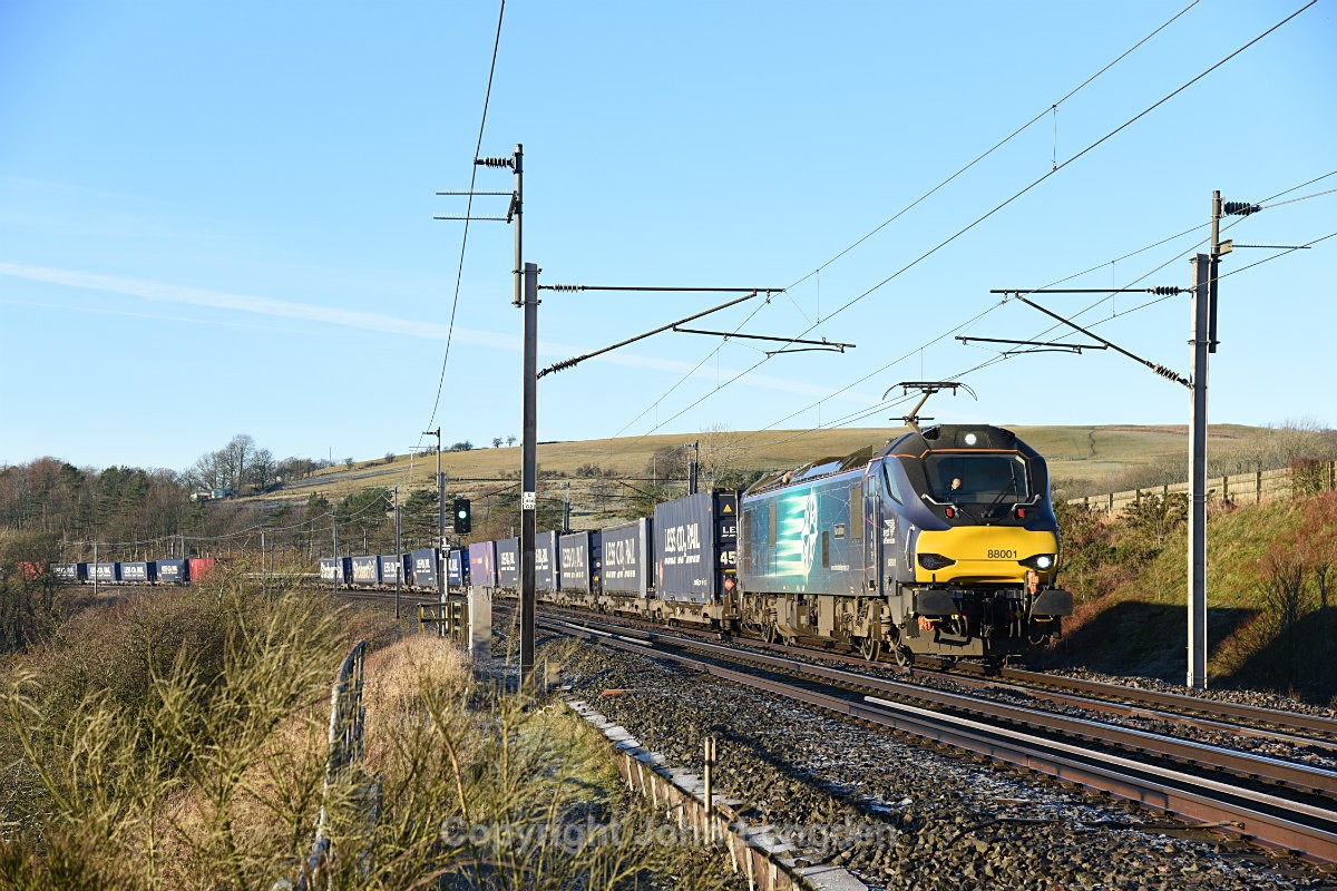 JL - 24.12.18 88001 4S43 Daventry - Coatbridge, Low Gill - West Coast Main Line (north to south)