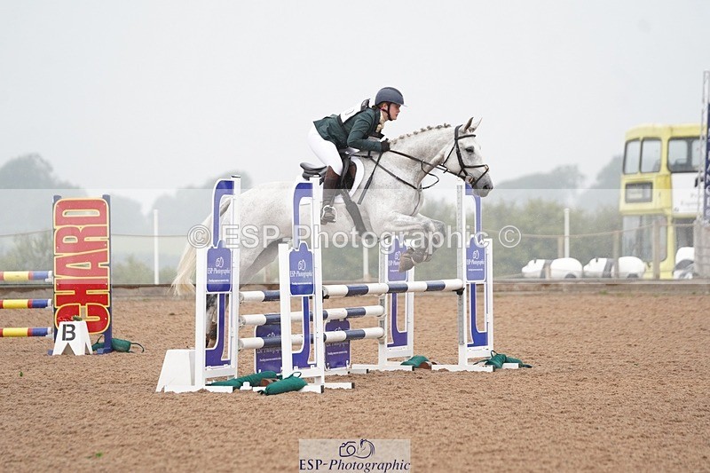 240901A-144712-10130 - 570-Olivia.Tucker-LUKE.AT.THE.SKY