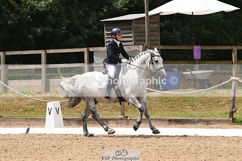 250720A-123139-10331 - 022-Vanessa.Capps-Catch.the.Moment