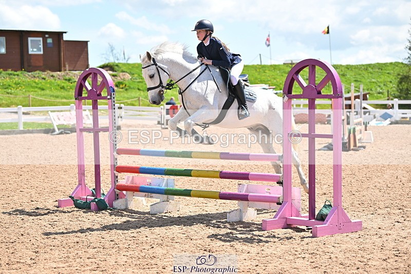 240504A-133448-02065 - Cls 20 & 21 Club & Schools 1m