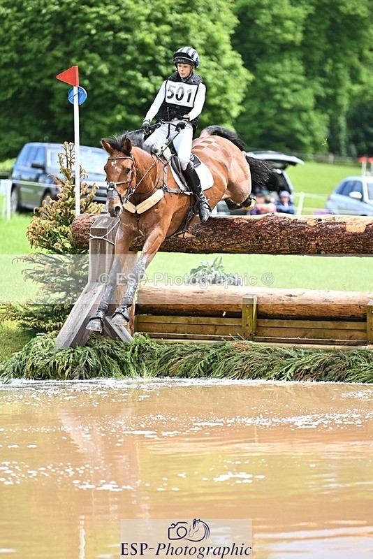 240526-141729-23880 - 501-BRUNO_FG-Edie_Campbell