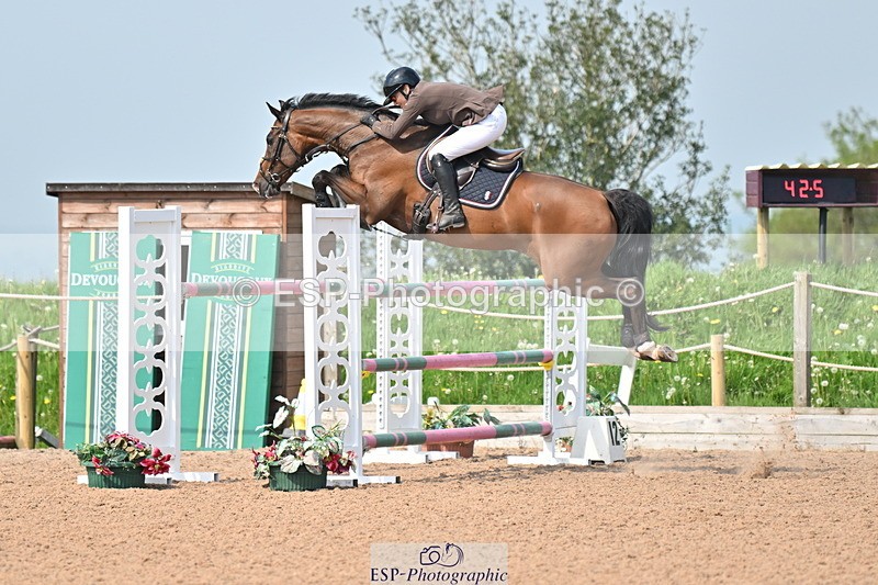 240512A-103021-17284 - Cls 48 National 1.30m Open